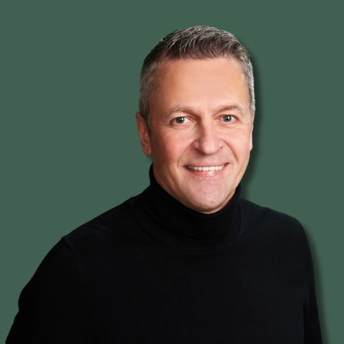 tatu jokisalo vihreä tausta